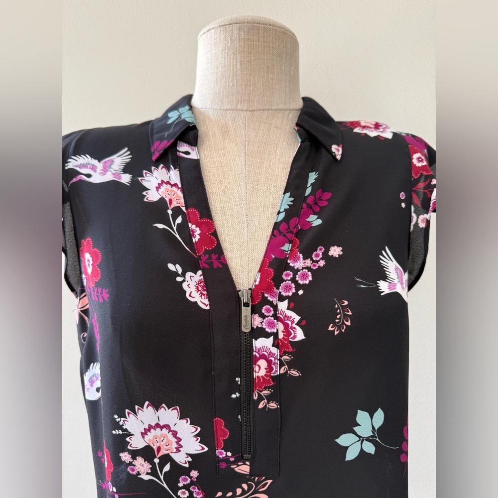Candie's Black Floral Sleeveless Blouse - Picture 2 of 10